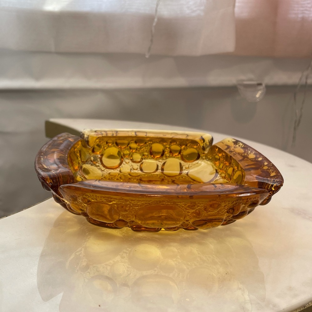 Vintage MCM Blenko Ashtray - Picture 5 of 14